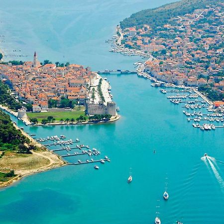 Apartman Adriatic Trogir Exterior photo