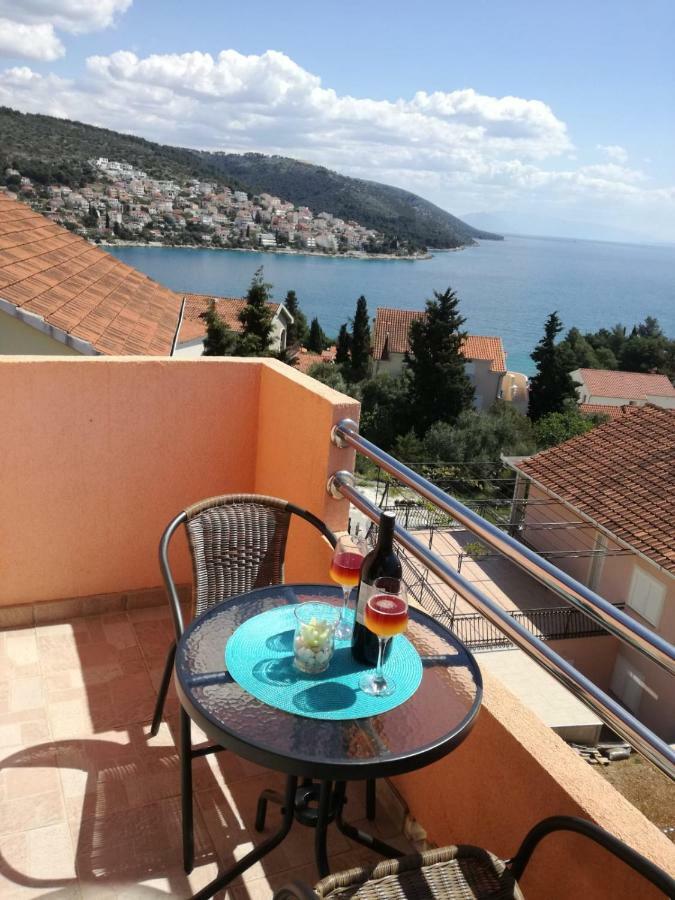 Apartman Adriatic Trogir Exterior photo